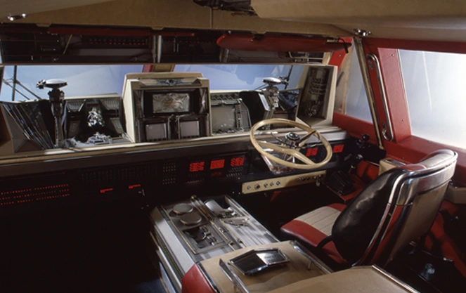 Johnny Hallyday's truck interior moving cabin